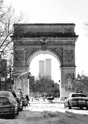Washington Square Arch (b&w)