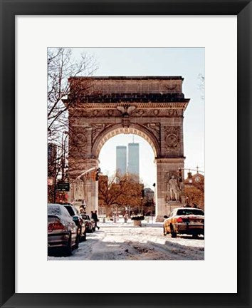 Framed Art Washington Square Arch (Color) by Igor Maloratsky | 19 x 13