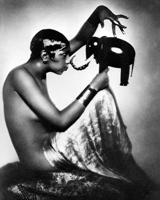 Framed Art Josephine Baker with Elephant Model, 1925 by McMahan Photo Archive
