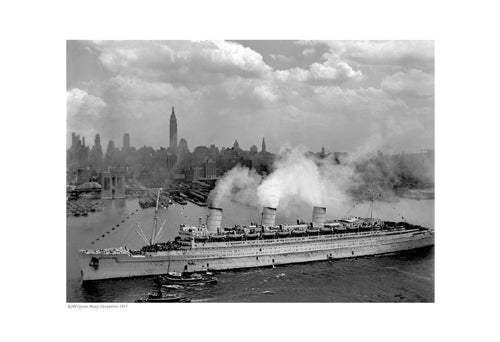 Framed Art RMS Queen Mary, Ocean Liner, 1945 13 x 19